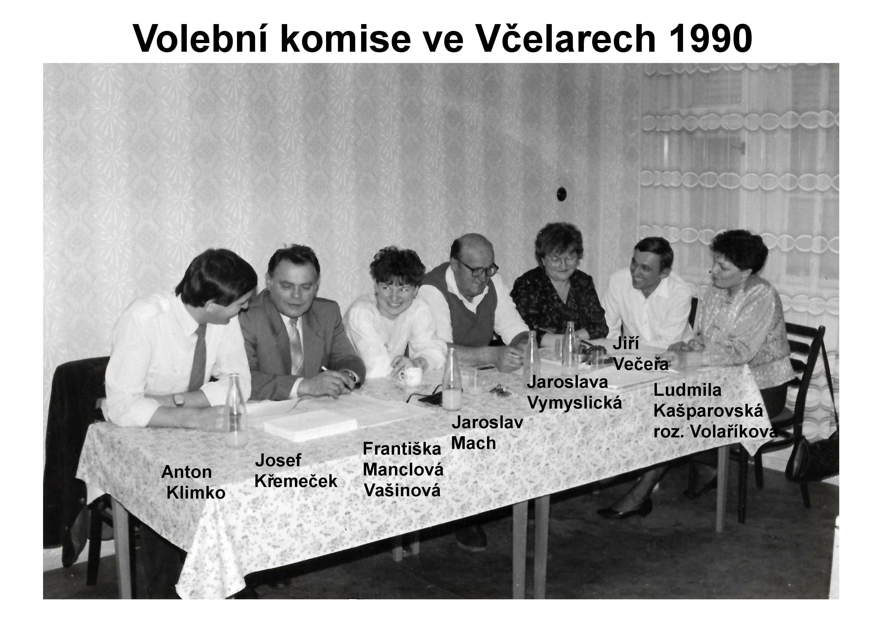 Volební komise ve Včelarech 1990